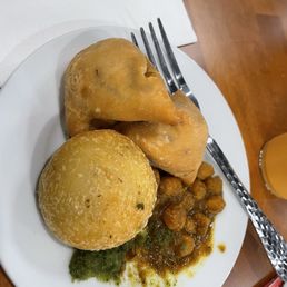 Aloo Tikki Chaat