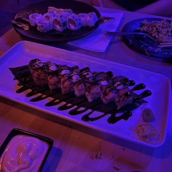 Moshi Moshi - Biscayne Blvd - Fried Tuna Roll - Sushi Bars Near Me - Miami, Florida Moshi Moshi - Biscayne Blvd - Fried Tuna Roll - Sushi Bars Near Me - Miami, Florida