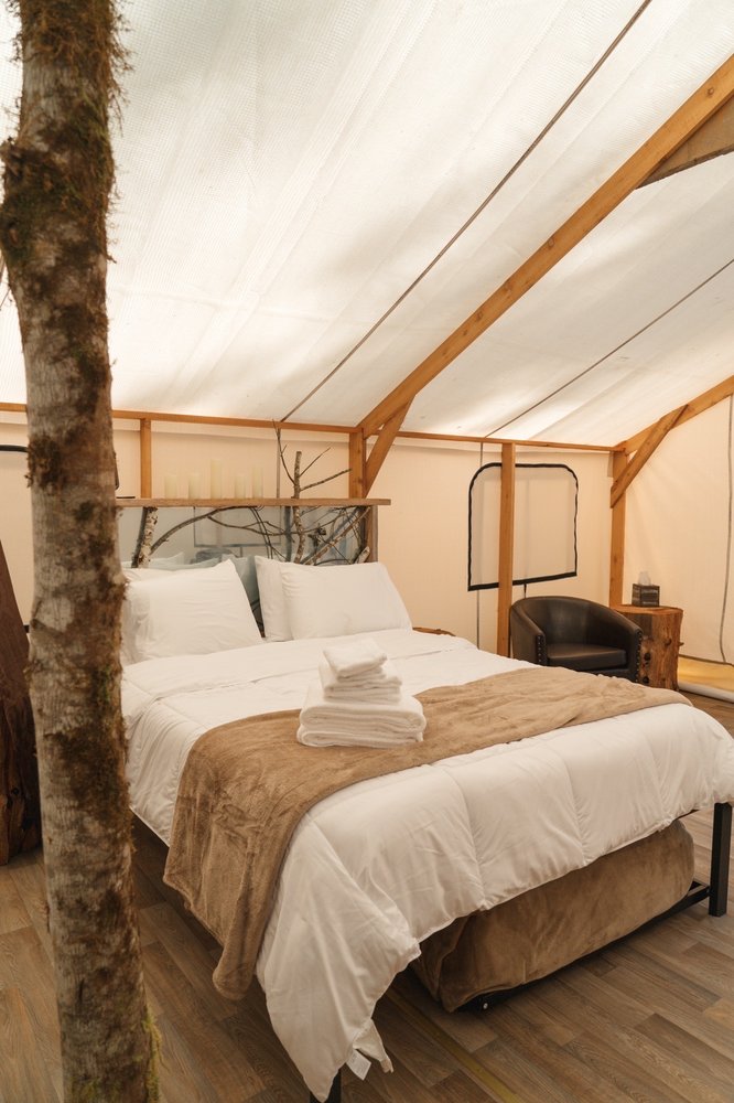 MOSSQUATCH RESORT 121 Photos Wentworth Rd, Forks, Washington