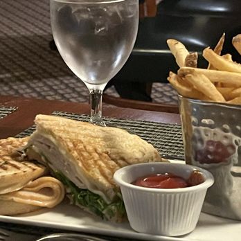 The Alley - American Near Me - Annapolis, Maryland The Alley - American Near Me - Annapolis, Maryland