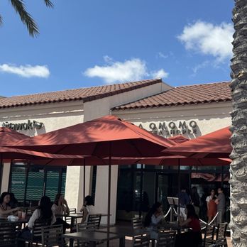 OMOMO Tea Shoppe - Coffee & Tea Near Me - Irvine, California