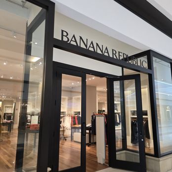 The Shops at Riverside - Banana - Shopping Centers Near Me - Hackensack, New Jersey