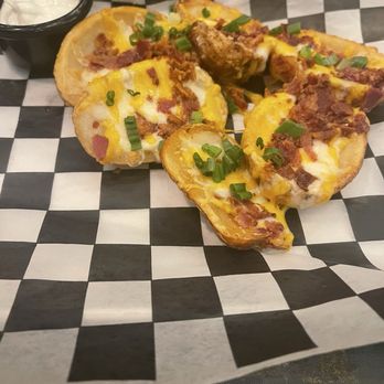 Dave's Valley Grill - Potato skins - American Near Me - Los Ranchos de Albuquerque, New Mexico