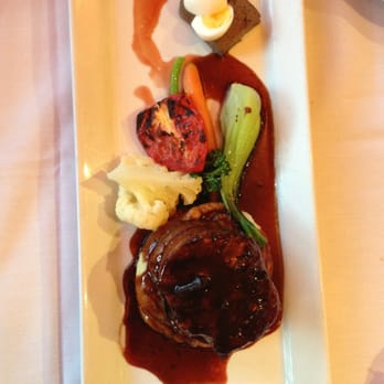 The Maple Leaf - Elk tenderloin - Canadian (New) Near Me - Banff, Alberta The Maple Leaf - Elk tenderloin - Canadian (New) Near Me - Banff, Alberta