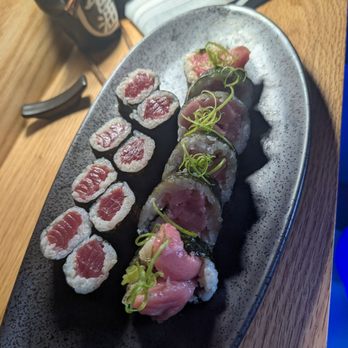 Sushi bā - Tuna and fatty tuna rolls - Sushi Bars Near Me - Saugatuck, Michigan Sushi bā - Tuna and fatty tuna rolls - Sushi Bars Near Me - Saugatuck, Michigan