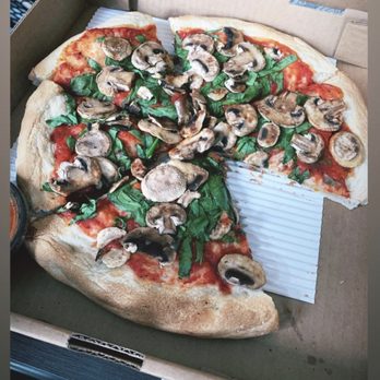 PizMo Cafe - Pizza Near Me - Pismo Beach, California PizMo Cafe - Pizza Near Me - Pismo Beach, California