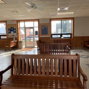 Amtrak - A well kept Havre train station lobby. - Train Stations Near Me - Havre, Montana Amtrak - A well kept Havre train station lobby. - Train Stations Near Me - Havre, Montana