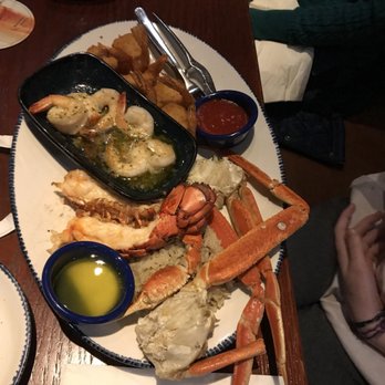 Red Lobster - Ultimate Feast - Seafood Near Me - Indianapolis, Indiana Red Lobster - Ultimate Feast - Seafood Near Me - Indianapolis, Indiana