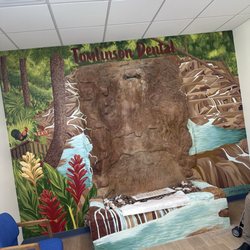 Angella Tomlinson, DDS PA - Lobby area