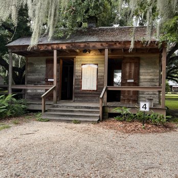Destrehan Plantation - Landmarks & Historical Buildings Near Me - Destrehan, Louisiana