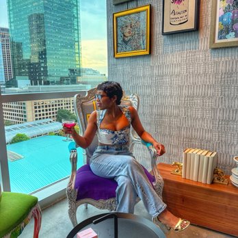 Moxy Charlotte Downtown - Hotels Near Me - Charlotte, North Carolina Moxy Charlotte Downtown - Hotels Near Me - Charlotte, North Carolina