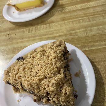 Fava's Restaurant - Coffee & Tea Near Me - Georgetown, Kentucky