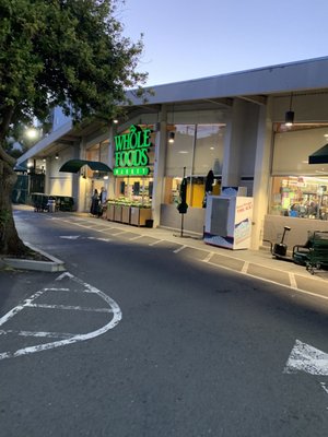 Whole Foods Market by null