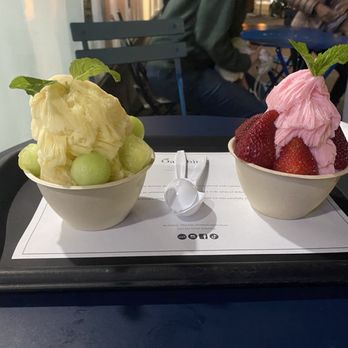 Oakobing - Single Mango Melon Shaved Ice and Strawberry Shaved Ice - Shaved Ice Near Me - Los Angeles, California Oakobing - Single Mango Melon Shaved Ice and Strawberry Shaved Ice - Shaved Ice Near Me - Los Angeles, California