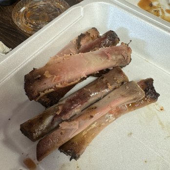 Cozy Corner Restaurant - 1/2 Slab of Ribs - Barbeque Near Me - Memphis, Tennessee