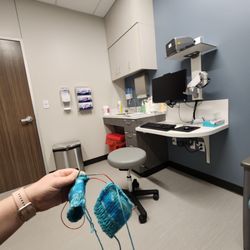 UT Southwestern Primary Care - Knitting while I wait