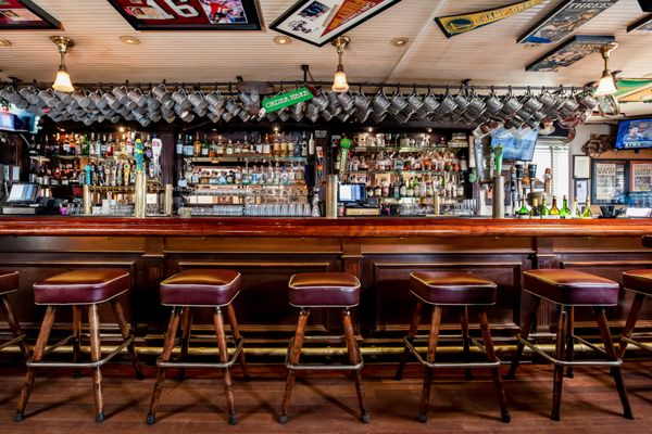 Patterson's Pub by null
