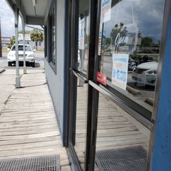 Georgetown Seafood Co - Front door