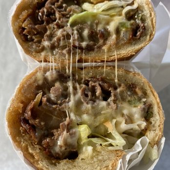 Submariner - Philly cheesesteak - American Near Me - Los Angeles, California Submariner - Philly cheesesteak - American Near Me - Los Angeles, California