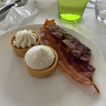 Orchids - Last desert (yes crispy bacon is by the omelette bar) and I didn't even make it to the sundae bar! - Breakfast & Brunch Near Me - Honolulu, Hawaii