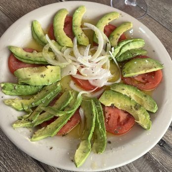 Numero Uno Cuban Restaurant - Ensalada - Cuban Near Me - Orlando, Florida Numero Uno Cuban Restaurant - Ensalada - Cuban Near Me - Orlando, Florida