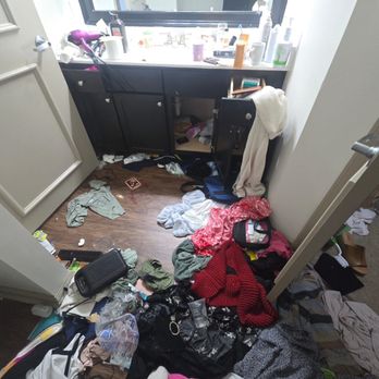 We Are Maids - The huge mess that Neymánn expertly cleaned - Home Cleaning Near Me We Are Maids - The huge mess that Neymánn expertly cleaned - Home Cleaning Near Me