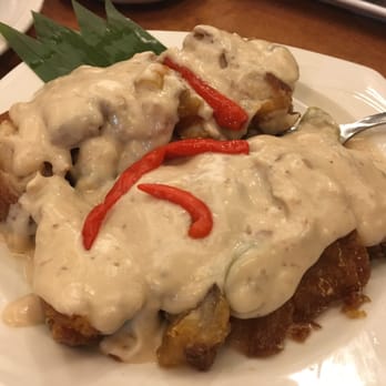 Max's Restaurant - Dillingham - Bicol Express. - Filipino Near Me - Honolulu, Hawaii