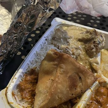 Flamin Curry 2 - Veggie Samosa (2 Pieces) - Indian Near Me - Long Beach, California