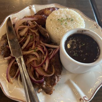 Isla Cuban-Latín Kitchen & Rum Bar - Cuban Near Me - La Palma, California Isla Cuban-Latín Kitchen & Rum Bar - Cuban Near Me - La Palma, California