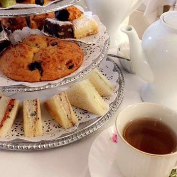 Tea Rose Garden - Tea Ross Afternoon Tea w/ Rose Green Tea - Tea Rooms Near Me - Pasadena, California