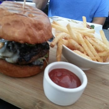 Anepalco - The Modern Cemita Burger - Mexican Near Me - Orange, California