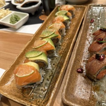 Cavi Sushi - Salmon Lime Roll - Sushi Bars Near Me - Glendale, California Cavi Sushi - Salmon Lime Roll - Sushi Bars Near Me - Glendale, California