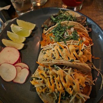 Las Catrinas Mexican Bar & Eatery - Chicken Tinga Taco, Hongos Taco, Pescado Taco, Camaron Taco - Cocktail Bars Near Me - Astoria, New York