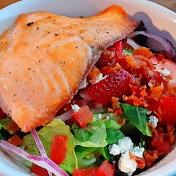 Blackened Salmon Salad