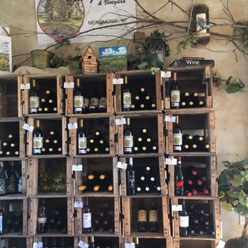 Cottage Winery and Vineyard - Wineries Near Me - Menomonie, Wisconsin