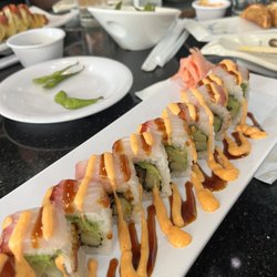 Sushi Hana - Pink dragon roll