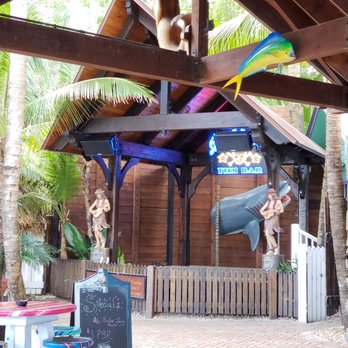 Square Grouper Tiki Bar - Pre concert grub and drinks - Tiki Bars Near Me - Jupiter, Florida Square Grouper Tiki Bar - Pre concert grub and drinks - Tiki Bars Near Me - Jupiter, Florida