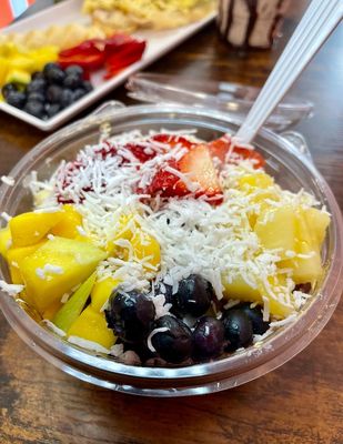 Gigis Ice Cream & Cafe