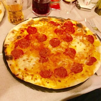 Restaurant La Tor - Pizza Diavola - Italian Near Me - La Villa, BZ