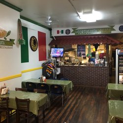 La Tortuguita Dorada - Restaurant interior