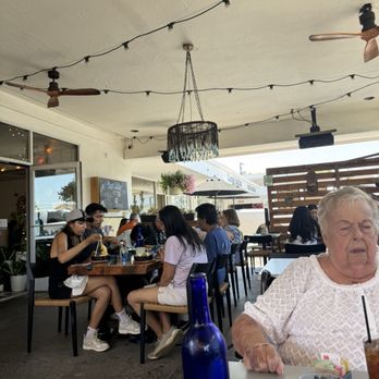 Maple Street Eatery - Patio - Bars Near Me - Livermore, California Maple Street Eatery - Patio - Bars Near Me - Livermore, California