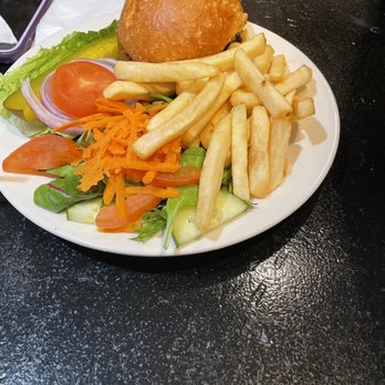 Shanes Brooklyn - Classic Burger - New American Near Me - Brooklyn, New York