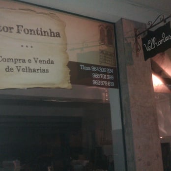 Vitor Fontinha - Fachada - Antiques Near Me - Lisbon, 11