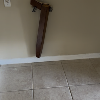 All My Sons Moving & Storage - Broke table - Packing Services Near Me - Tampa, Florida All My Sons Moving & Storage - Broke table - Packing Services Near Me - Tampa, Florida