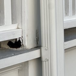 Ocean House Hotel at Bass Rocks - 2nd floor post rotted
