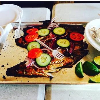 Mariscos Nayarit - Very good not worth the wait. - Mexican Near Me - Lynwood, California