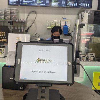 BoBaPoP Tea Bar - Kentlands - Contactless ordering - Bubble Tea Near Me - Gaithersburg, Maryland