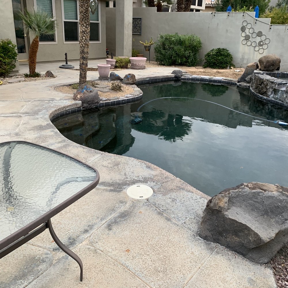 Barefoot Pools - Pool Cleaners Near Me - Gilbert, Arizona