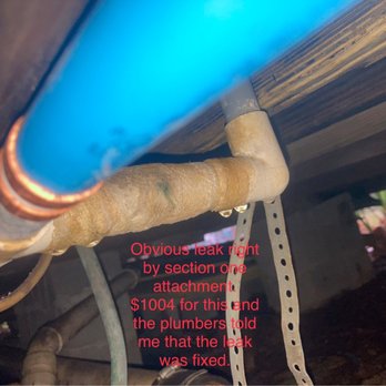 Aggressive Plumbing - Here's another obvious leak 4 inches from the plumbers work. Again I paid $1004 for this. - Plumbing Near Me - Pensacola, Florida