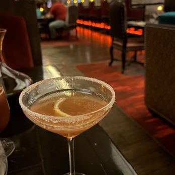 Twin Creeks Steakhouse - It's a classic Sidecar kind of night, and the bartender here makes great ones. - Steakhouses Near Me - Las Vegas, Nevada Twin Creeks Steakhouse - It's a classic Sidecar kind of night, and the bartender here makes great ones. - Steakhouses Near Me - Las Vegas, Nevada